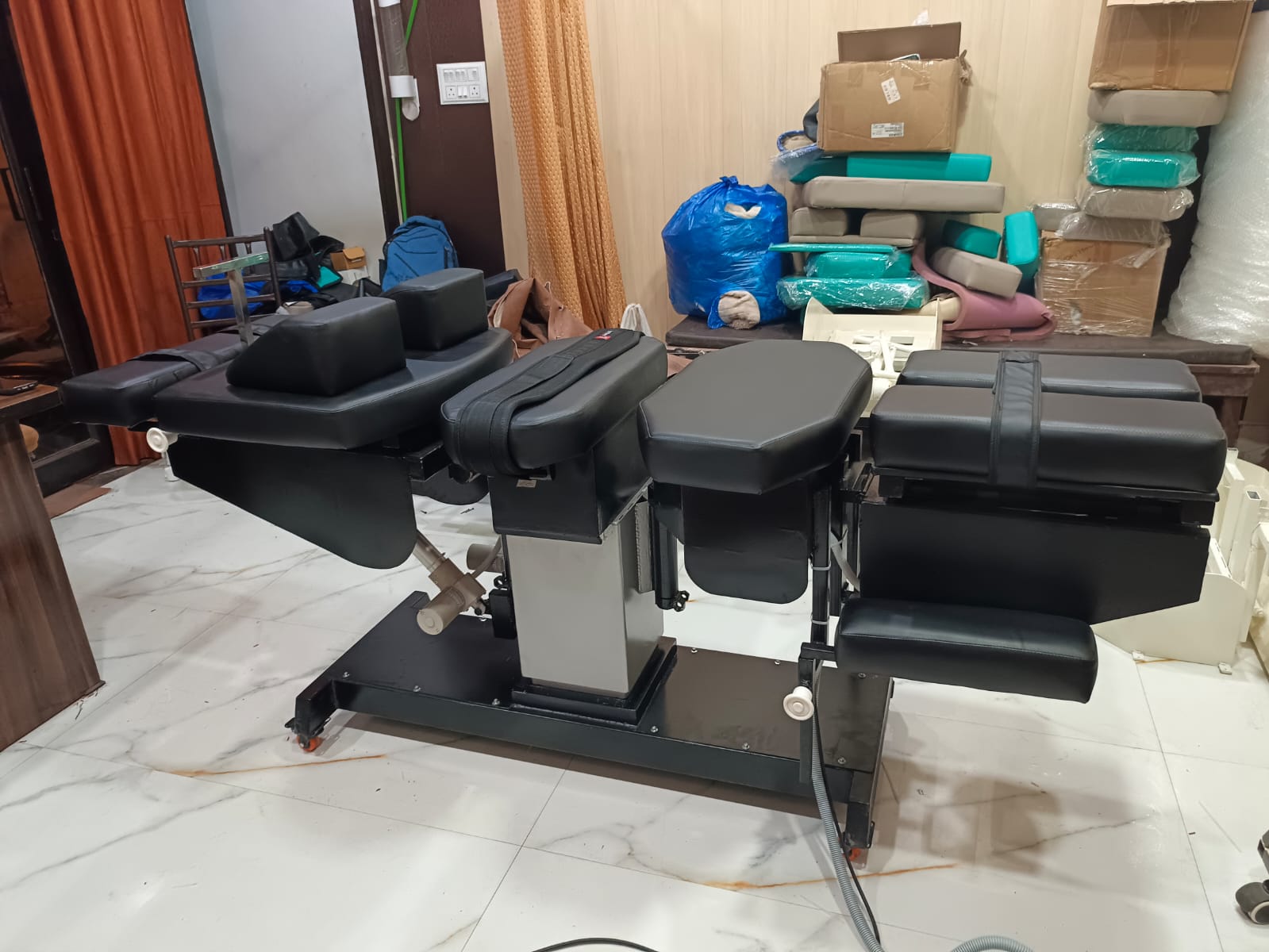 4D Spine Pro Robotic Spine Decompression Therapy Machine 4D Spine Pro Robotic Spine Decompression Therapy Machine - Image 4