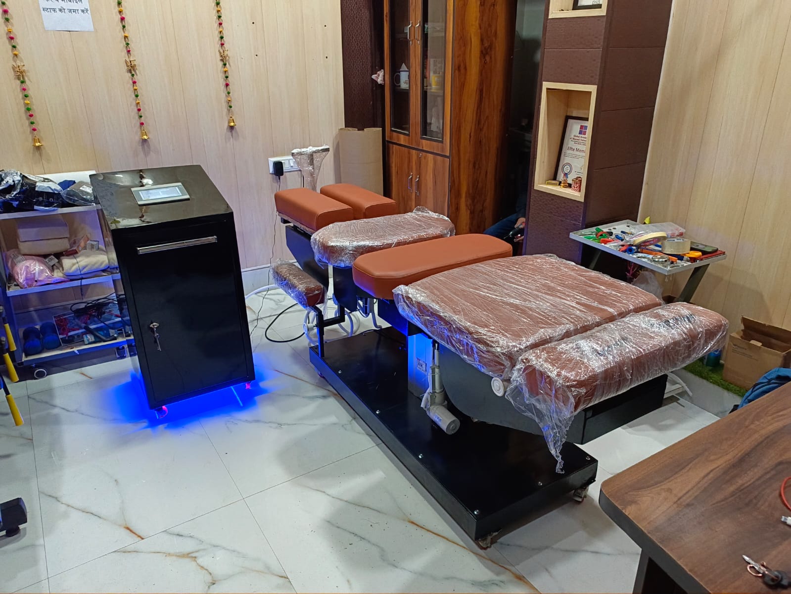 4D Spine Pro Robotic Spine Decompression Therapy Machine 4D Spine Pro Robotic Spine Decompression Therapy Machine - Image 5