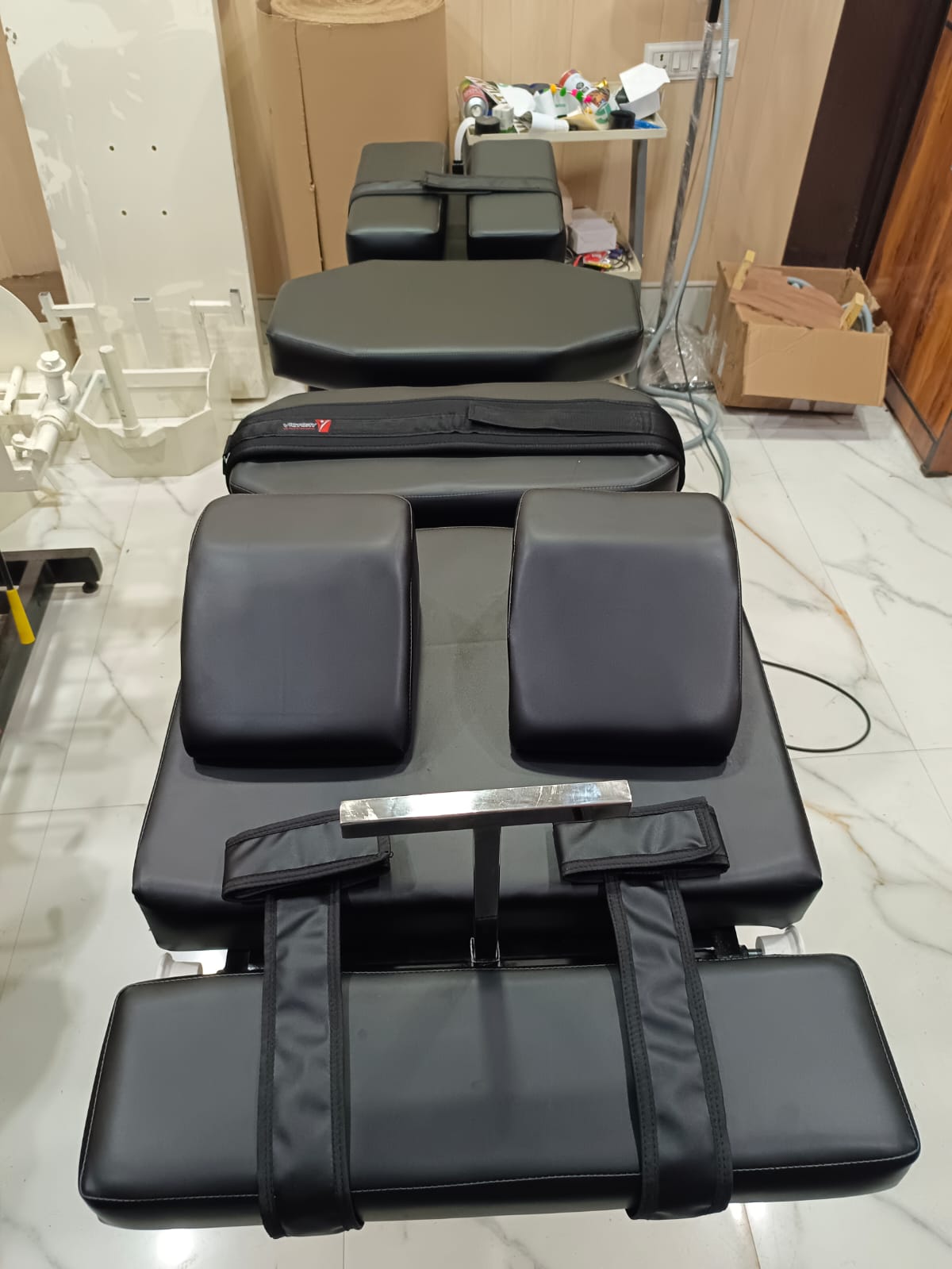 Robotic Spine Decompression Therapy unit | 4D Spine Pro PLUS Robotic Spine Decompression Therapy unit | 4D Spine Pro PLUS - Image 4